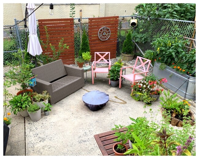 Patio trasero - 113 Edison Ave