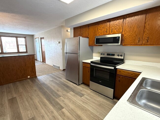 Photo - 1814 Spruce Dr Unit 2