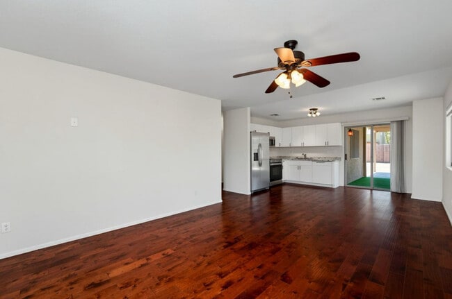 Photo - 42551 W Hillman Dr