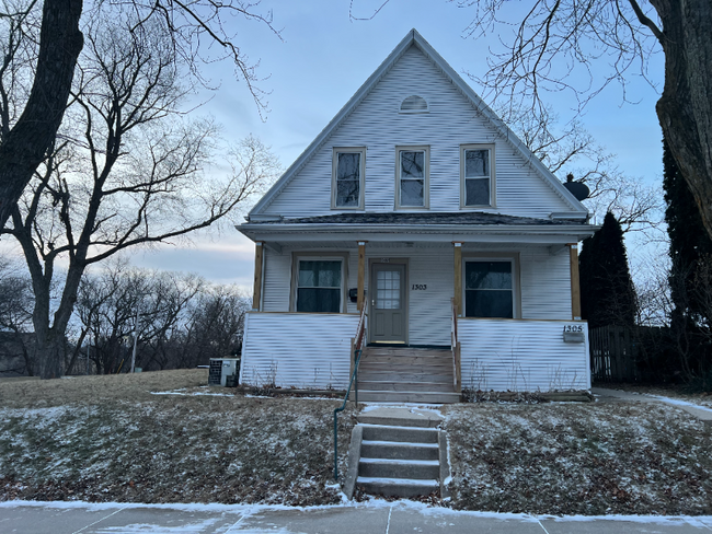 Photo - 1305 Maryland Ave Townhome