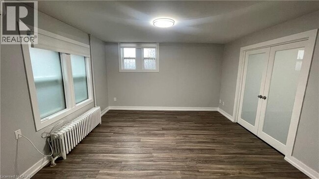 Photo - 4 1/2 Ottawa St N Unit 1