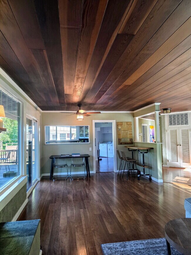 Photo - Serene Modern Living with Majestic Views ++ Bonus Units
