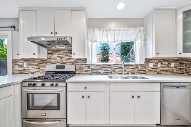 Photo - 1223 S Alta Vista Ave