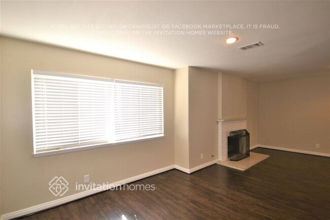 Photo - 810 Trinidad Way