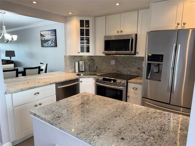 Photo - 1319 E Hillsboro Blvd Unit 609