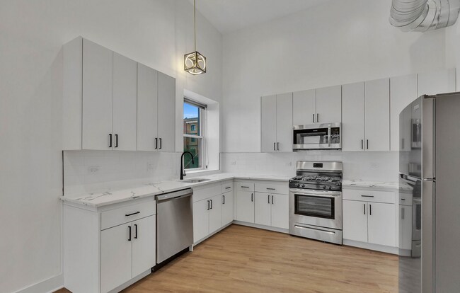 Photo - 4735 N Artesian Ave Unit 4731 -201