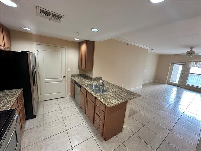 Photo - 808 3rd Ave W Unit 605