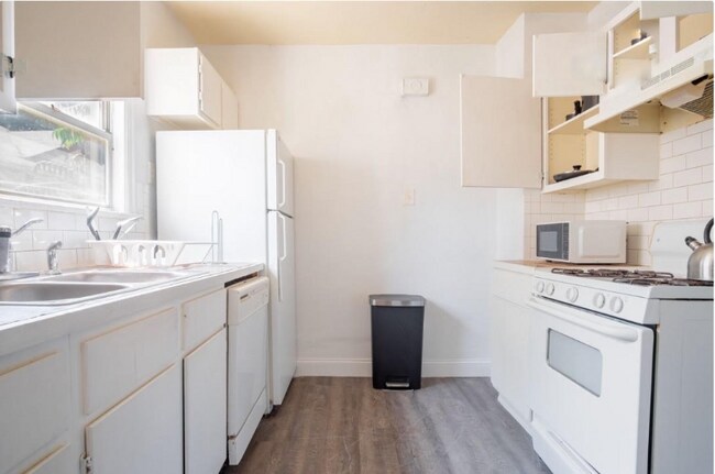 Photo - 5928-5928 Victor St Unidad 5930