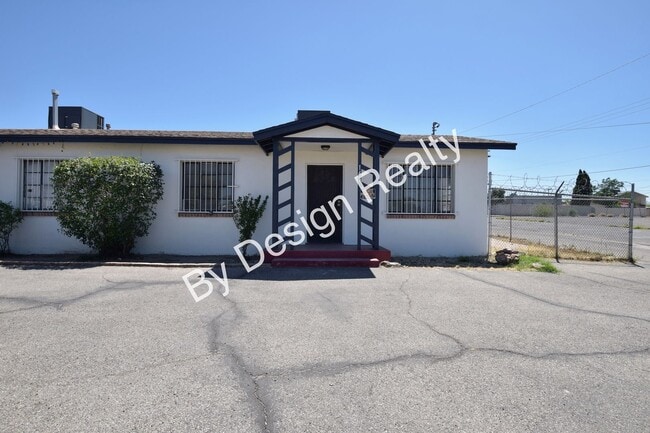Photo - Modern Duplex with Huge Fenced Yard Near Downtown Tucson