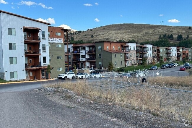 Building Photo - Grant Creek Village Apartments
