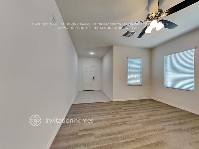 Photo - 19143 W Elm St