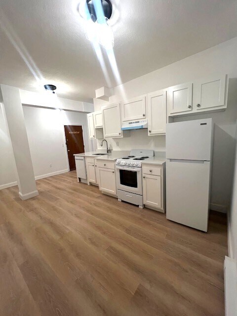 Photo - 3 Symphony Rd Rental