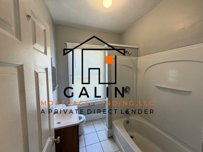 Photo - 20 W 54th St