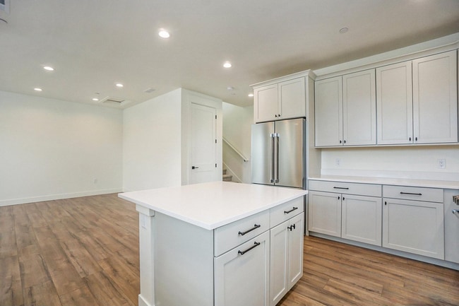 Photo - 3045 E Trilby Rd