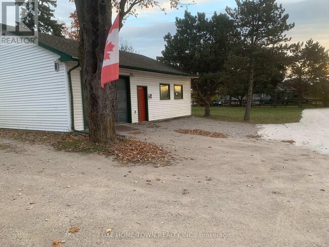 Photo - 2445 HESPELER(UPPER) ROAD