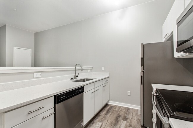 Photo - 3015 Bryan St Unit 1A