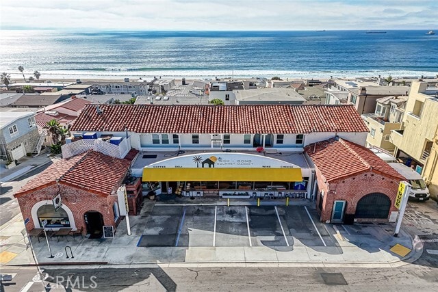 Building Photo - 3305 Highland Ave