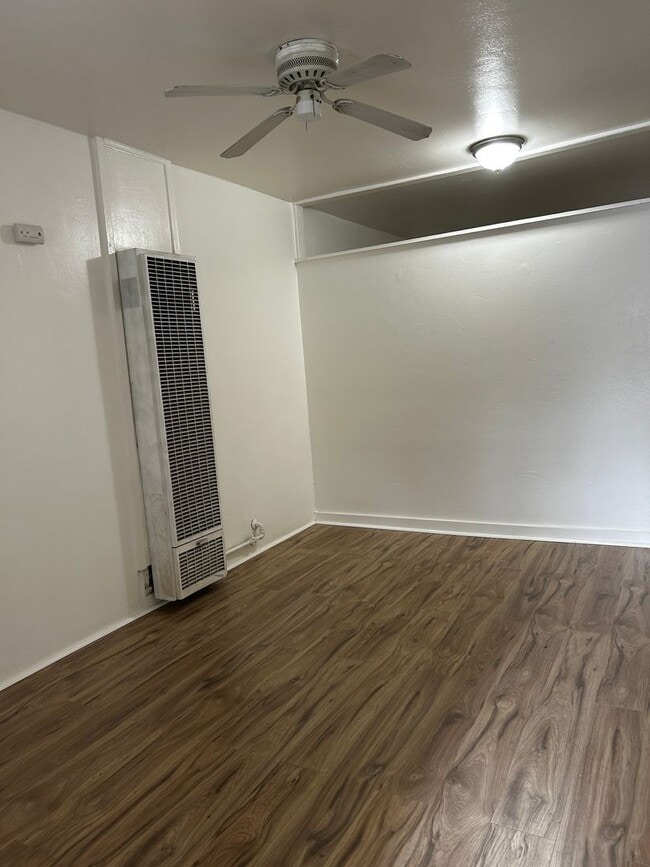 Photo - mp2726FifthSt Unit 2726 5th St #4