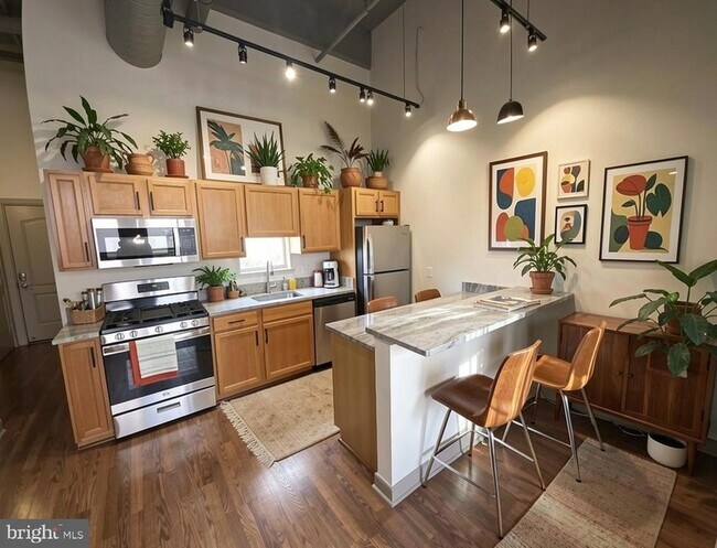 511-19-519 N Broad St Unit 1004