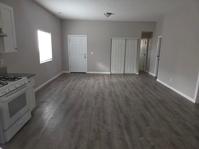 Photo - 1348 S Belmont Ave