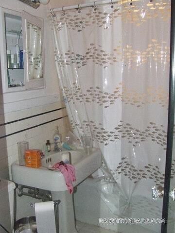 Photo - 1665 Commonwealth Ave Unidad 5