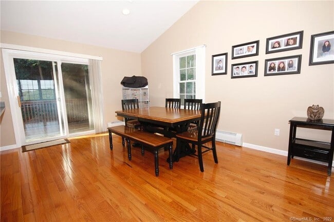 Photo - 9 Ledgewood Ct