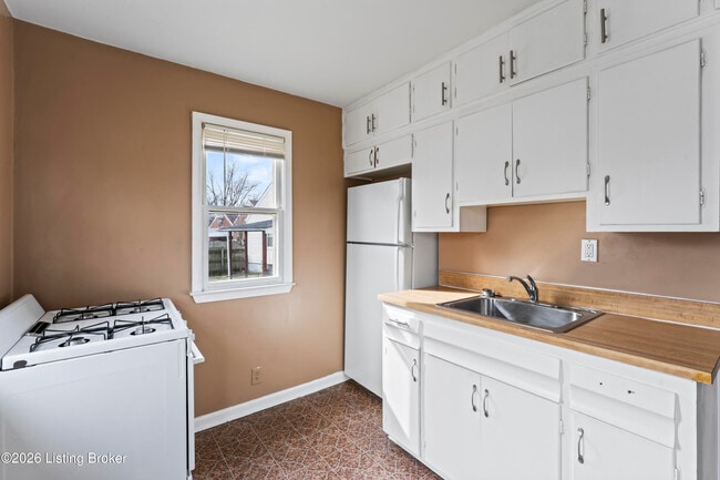 Photo - 4925 Southside Dr Unit #5