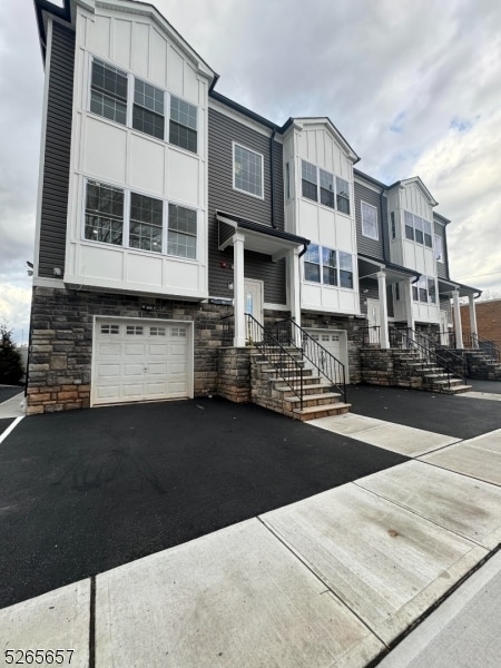 Photo - 1300 Allen St