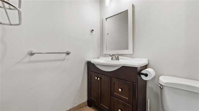 Photo - 2787 Parliament Ct