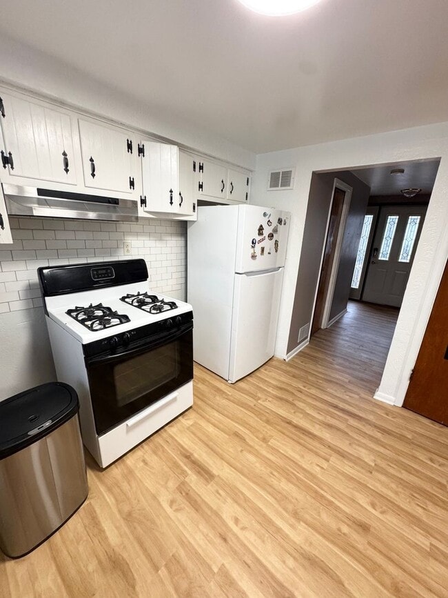 Photo - Spacious 3 Bedroom Home in Monroeville