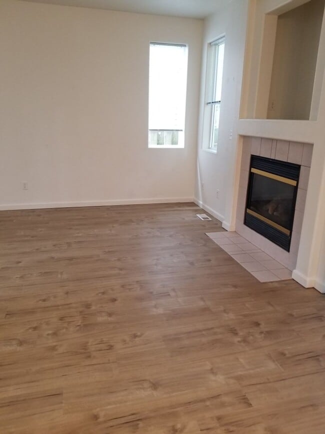 Photo - 5721 NE Canard Ct