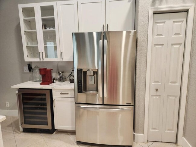 Photo - 2564 Sandy Cay