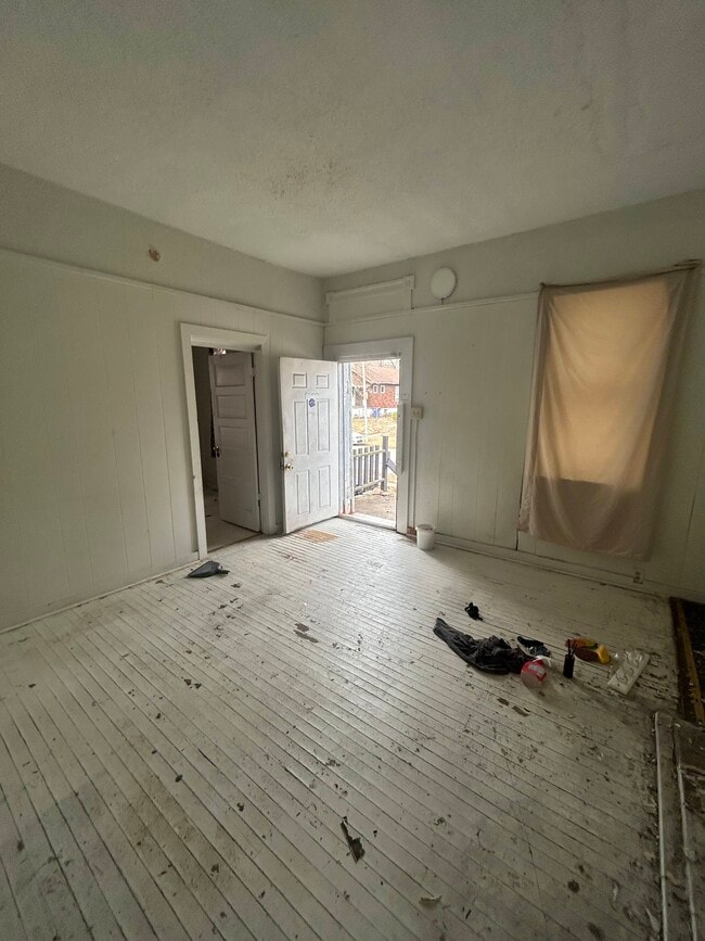 Photo - 5470 Plover Ave