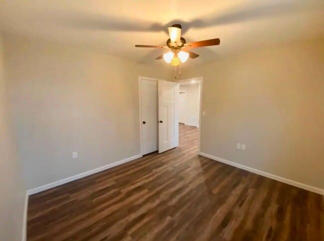 Photo - 2 bed 1 bath triplex unit