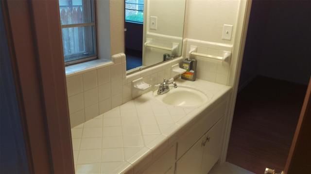 Photo - 514 S Lois Ln