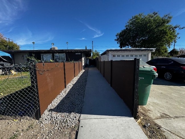 Photo - 7793 Merito Ave