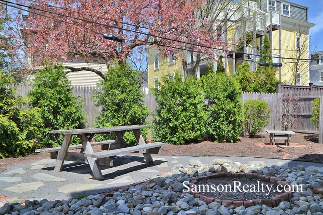 Photo - 80 Medway St Unit 7