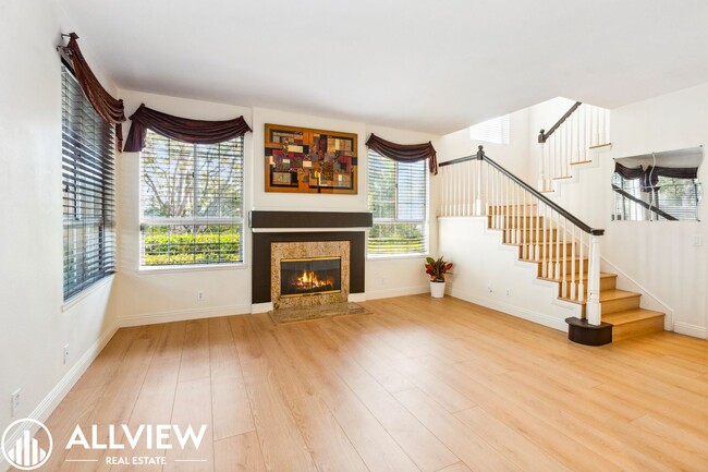 Photo - Gorgeous 2 Bed, 2.5 Bath End-Unit Home Available NOW in Aliso Viejo!