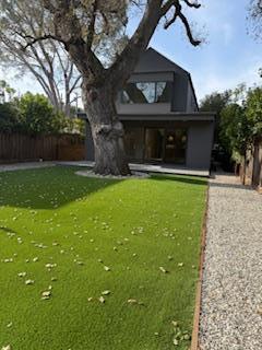 Photo - 829 La Para Ave