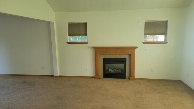 Photo - Great 3-bedroom Home In The Valley On Cul-...
