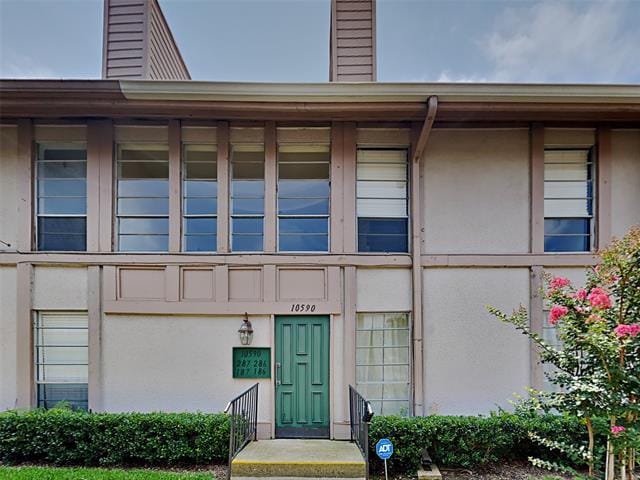Building Photo - 10590 High Hollows Dr Unit 287 Rental