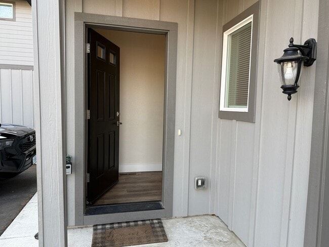Photo - 2519 Justine Ln