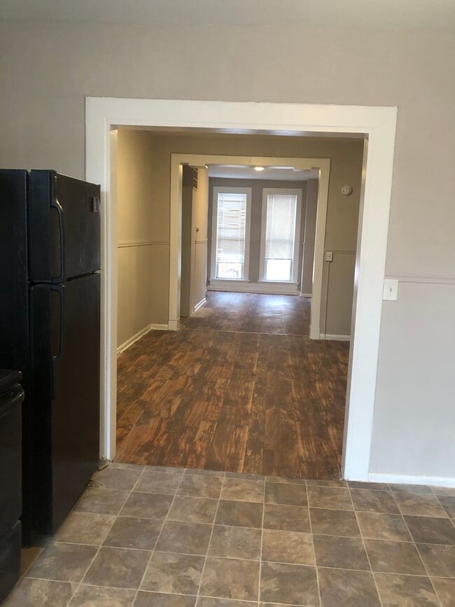 Photo - 2 Bedroom 1 Bath with Den Townhouse in Baltimore City