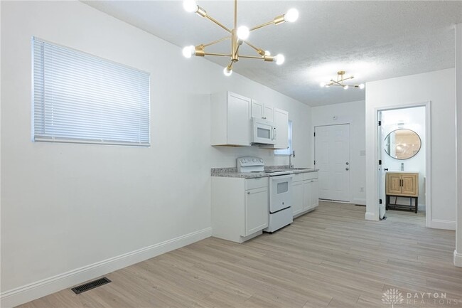 Photo - 321 Deeds Ave Unit 319