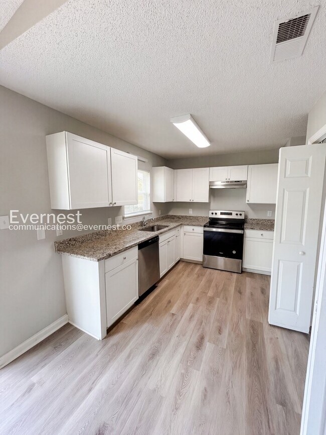 Photo - 1228 Capps Hollow Dr