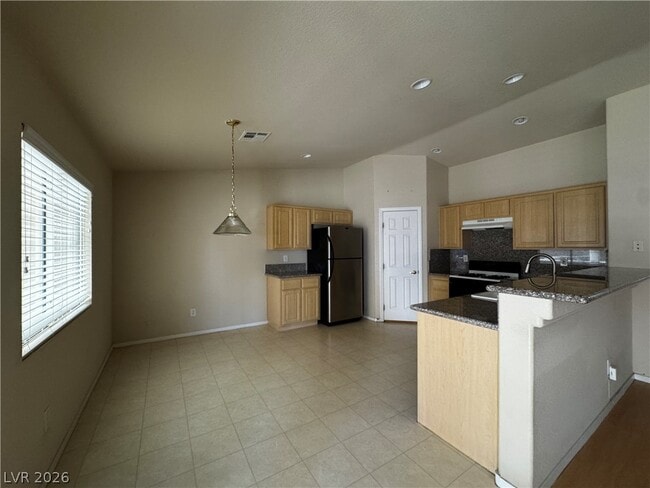 Building Photo - 1404 Laughing Larkspur Ave