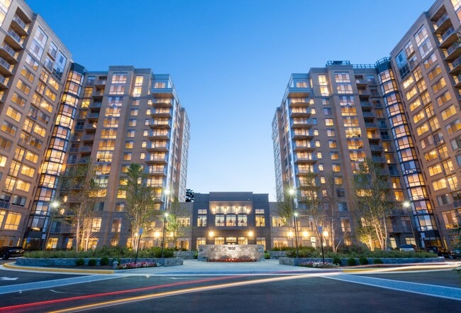 Harrison at Reston Town Center