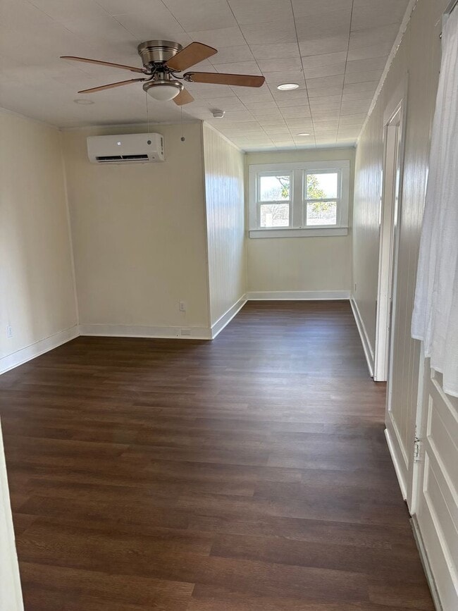 Photo - Lelia St Apartments Unidad 102 1/2 W Lelia St