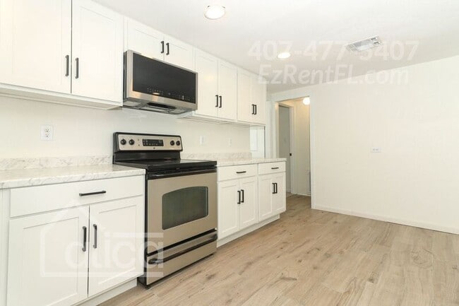 Photo - 135 W Chesley Ave