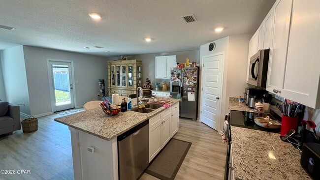 Photo - 250 Boggy Crk Wy